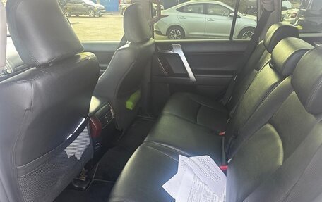 Toyota Land Cruiser Prado 150 рестайлинг 2, 2014 год, 2 950 000 рублей, 4 фотография