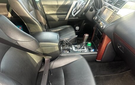 Toyota Land Cruiser Prado 150 рестайлинг 2, 2014 год, 2 950 000 рублей, 9 фотография