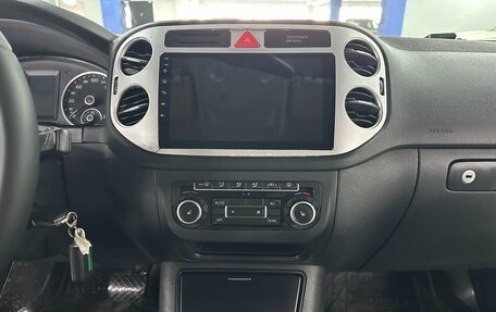 Volkswagen Tiguan I, 2010 год, 1 049 000 рублей, 12 фотография