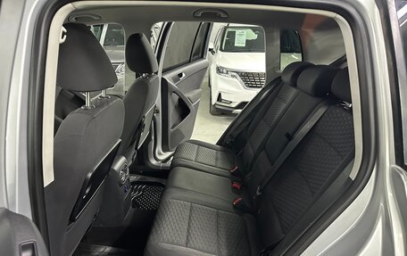 Volkswagen Tiguan I, 2010 год, 1 049 000 рублей, 18 фотография