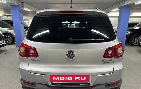 Volkswagen Tiguan I, 2010 год, 1 049 000 рублей, 6 фотография