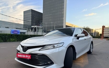 Toyota Camry, 2018 год, 2 390 000 рублей, 16 фотография