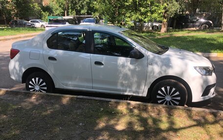 Renault Logan II, 2019 год, 600 000 рублей, 6 фотография