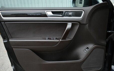 Volkswagen Touareg III, 2016 год, 2 499 000 рублей, 7 фотография