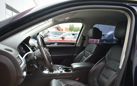 Volkswagen Touareg III, 2016 год, 2 499 000 рублей, 9 фотография