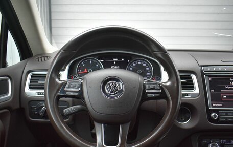 Volkswagen Touareg III, 2016 год, 2 499 000 рублей, 16 фотография