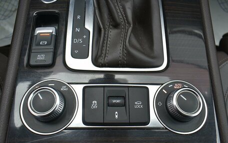Volkswagen Touareg III, 2016 год, 2 499 000 рублей, 18 фотография