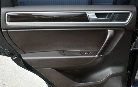 Volkswagen Touareg III, 2016 год, 2 499 000 рублей, 19 фотография