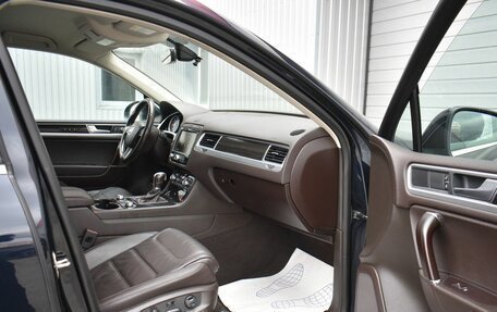 Volkswagen Touareg III, 2016 год, 2 499 000 рублей, 24 фотография