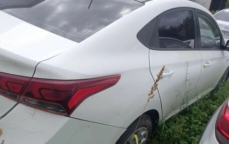 Hyundai Solaris II рестайлинг, 2017 год, 680 000 рублей, 2 фотография