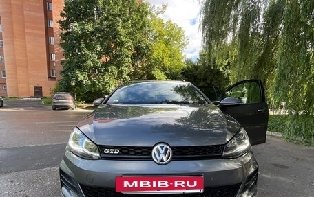 Volkswagen Golf VII, 2018 год, 2 190 000 рублей, 2 фотография
