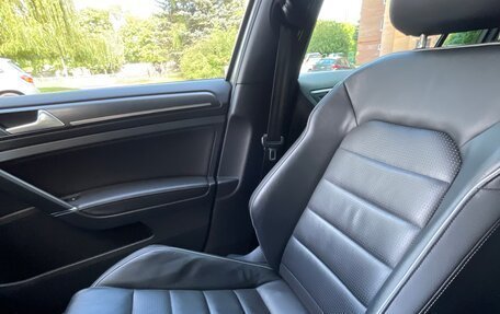 Volkswagen Golf VII, 2018 год, 2 190 000 рублей, 19 фотография