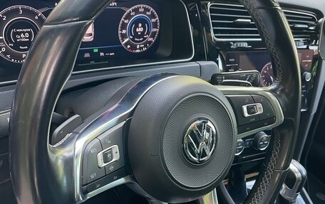 Volkswagen Golf VII, 2018 год, 2 190 000 рублей, 10 фотография