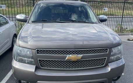 Chevrolet Tahoe III, 2012 год, 2 950 000 рублей, 1 фотография