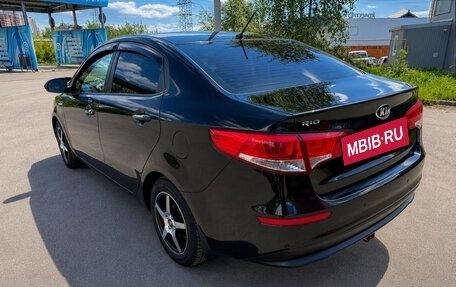 KIA Rio III рестайлинг, 2016 год, 955 000 рублей, 4 фотография