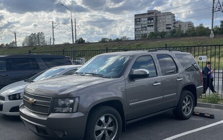 Chevrolet Tahoe III, 2012 год, 2 950 000 рублей, 2 фотография