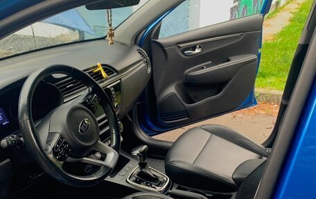 KIA Rio IV, 2018 год, 1 350 000 рублей, 8 фотография