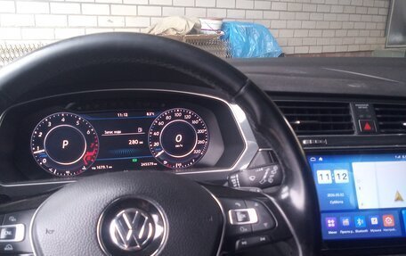 Volkswagen Tiguan II, 2017 год, 2 100 000 рублей, 5 фотография