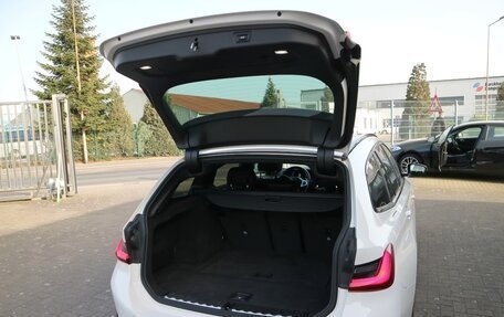 BMW 3 серия, 2023 год, 3 623 000 рублей, 11 фотография