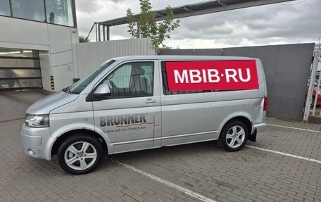 Volkswagen Multivan T5, 2013 год, 2 345 000 рублей, 5 фотография