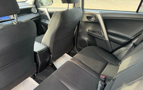 Toyota RAV4, 2014 год, 1 890 000 рублей, 18 фотография