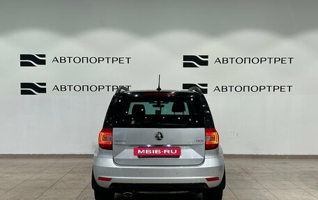 Skoda Yeti I рестайлинг, 2017 год, 1 199 000 рублей, 6 фотография