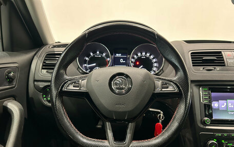 Skoda Yeti I рестайлинг, 2017 год, 1 199 000 рублей, 20 фотография