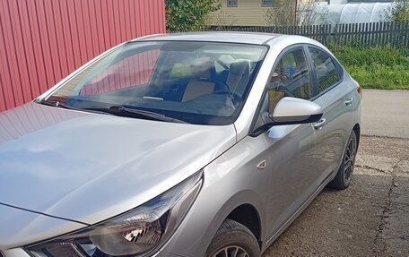 Hyundai Solaris II рестайлинг, 2019 год, 1 450 000 рублей, 2 фотография