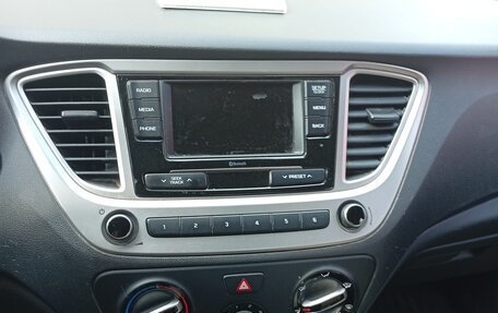 Hyundai Solaris II рестайлинг, 2019 год, 1 450 000 рублей, 6 фотография
