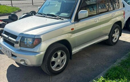 Mitsubishi Pajero iO, 2000 год, 420 000 рублей, 2 фотография