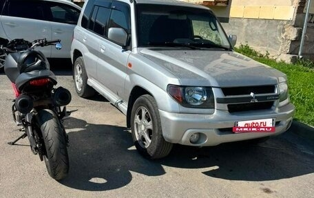 Mitsubishi Pajero iO, 2000 год, 420 000 рублей, 3 фотография