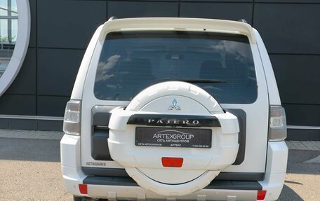 Mitsubishi Pajero IV, 2013 год, 2 300 000 рублей, 4 фотография
