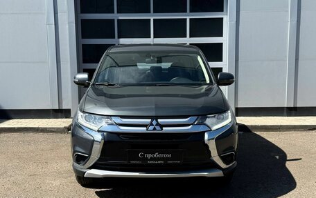 Mitsubishi Outlander III рестайлинг 3, 2015 год, 1 650 000 рублей, 8 фотография