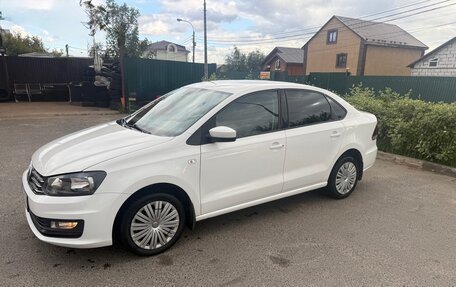 Volkswagen Polo VI (EU Market), 2016 год, 680 000 рублей, 2 фотография