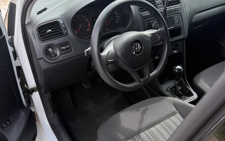 Volkswagen Polo VI (EU Market), 2016 год, 680 000 рублей, 6 фотография