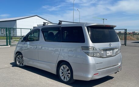 Toyota Vellfire I, 2012 год, 2 250 000 рублей, 6 фотография