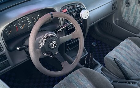 Suzuki Baleno I, 1998 год, 300 000 рублей, 4 фотография