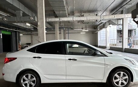 Hyundai Solaris II рестайлинг, 2014 год, 855 000 рублей, 5 фотография