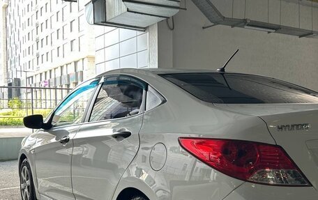 Hyundai Solaris II рестайлинг, 2014 год, 855 000 рублей, 3 фотография