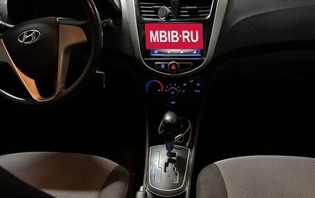 Hyundai Solaris II рестайлинг, 2014 год, 855 000 рублей, 8 фотография