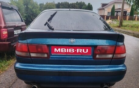 Toyota Carina E, 1994 год, 250 000 рублей, 2 фотография