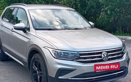 Volkswagen Tiguan II, 2020 год, 2 495 000 рублей, 10 фотография