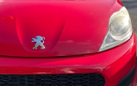 Peugeot 107 I рестайлинг, 2012 год, 520 000 рублей, 4 фотография