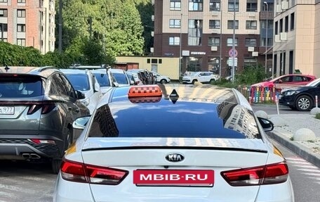 KIA Optima IV, 2018 год, 1 600 000 рублей, 13 фотография
