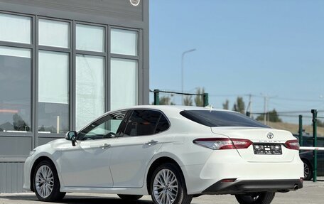 Toyota Camry, 2019 год, 2 570 000 рублей, 10 фотография