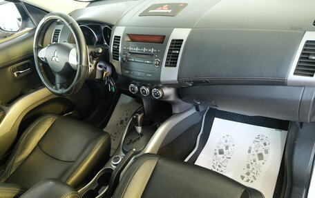Mitsubishi Outlander III рестайлинг 3, 2012 год, 1 559 000 рублей, 18 фотография