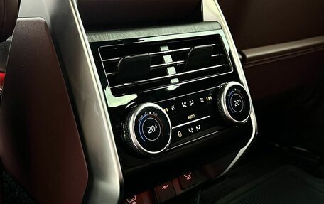 Land Rover Range Rover IV рестайлинг, 2022 год, 17 490 000 рублей, 33 фотография