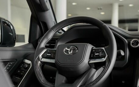 Toyota Land Cruiser, 2026 год, 14 700 000 рублей, 12 фотография