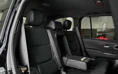 Toyota Land Cruiser, 2026 год, 14 700 000 рублей, 15 фотография