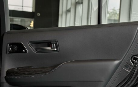 Toyota Land Cruiser, 2026 год, 14 700 000 рублей, 34 фотография